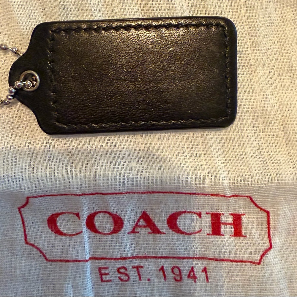 Coach Black Leather Hang Tag - Picture 2 of 3